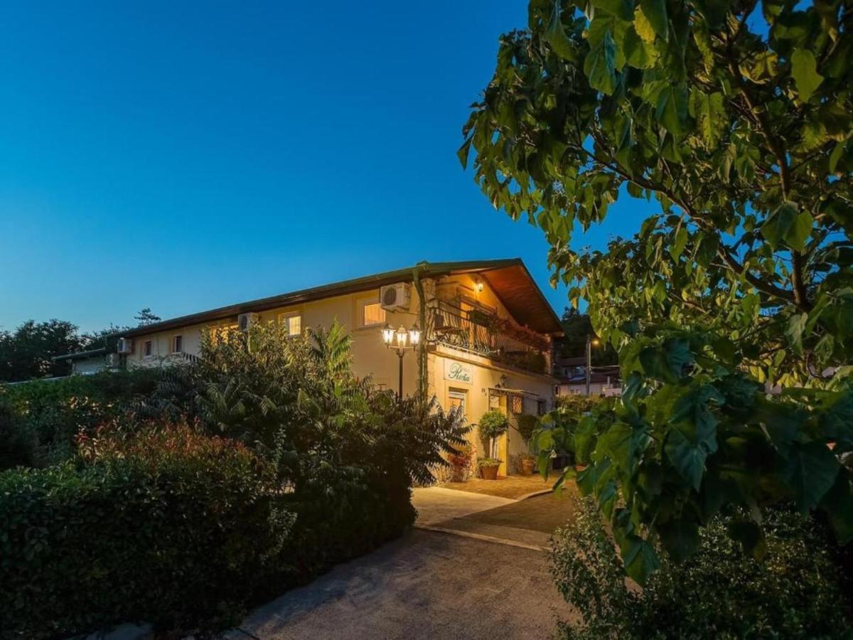 Apartments Villa Roza Drazice Ngoại thất bức ảnh