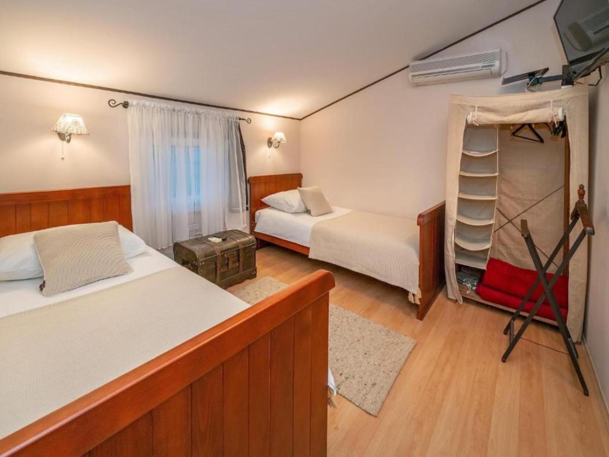 Apartments Villa Roza Drazice Phòng bức ảnh