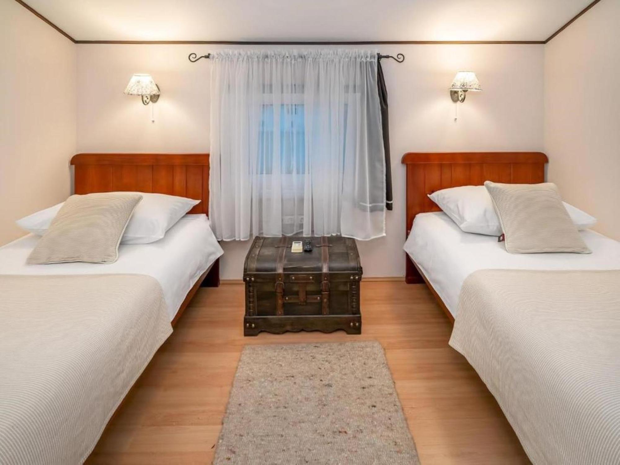 Apartments Villa Roza Drazice Phòng bức ảnh
